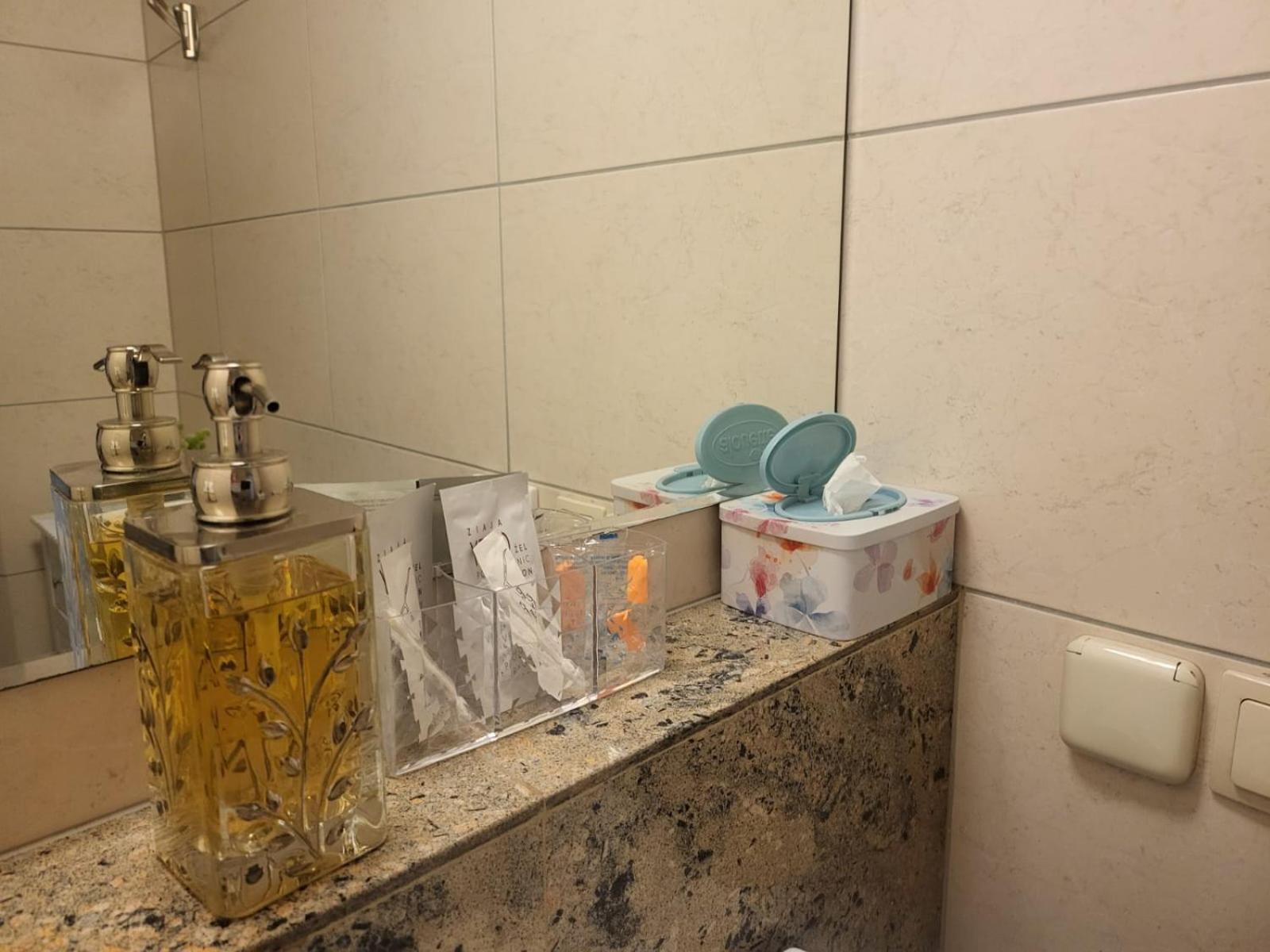 Vip Apart Cracow Krakau Buitenkant foto