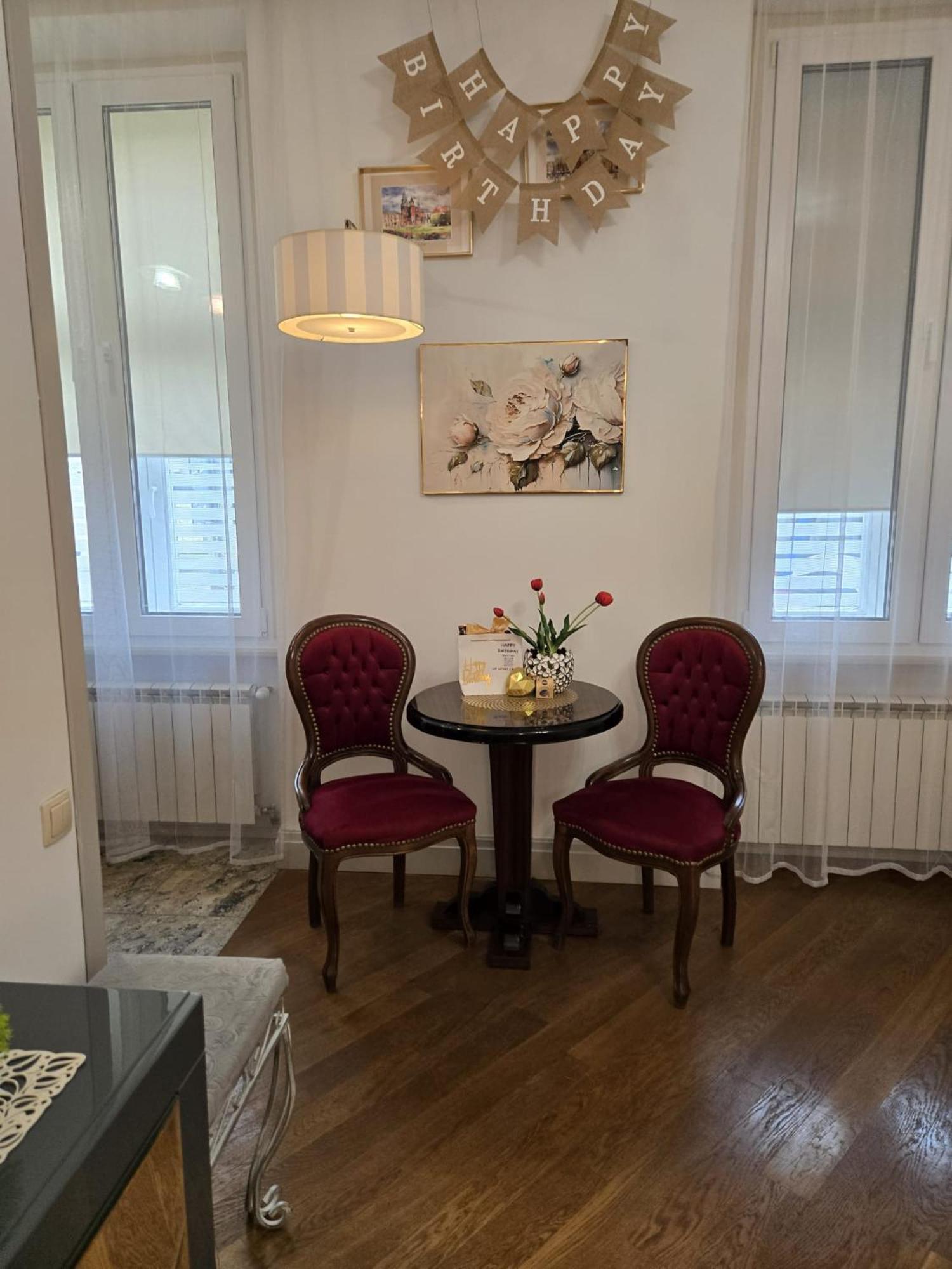 Vip Apart Cracow Krakau Buitenkant foto