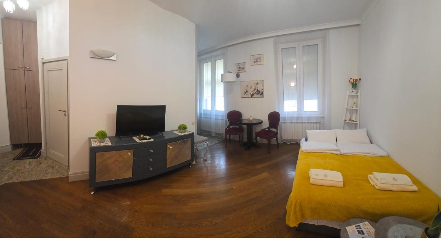 Vip Apart Cracow Krakau Buitenkant foto